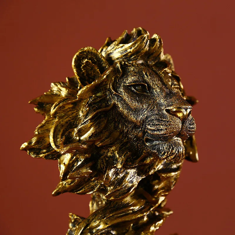 CourageousKing - Löwenstatue