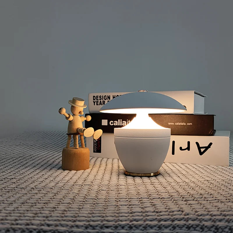 MiniGlow - kleine Schreibtischlampe Licht