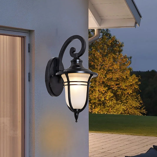 RetroRadiance - Retro Verandaleuchte für draußen
