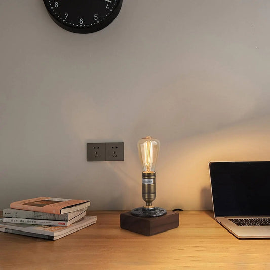Woodlight - Tischlampe aus Holz