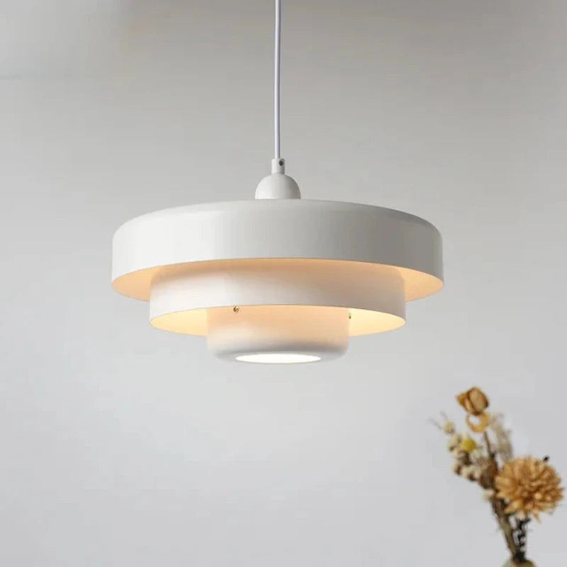 EleganceFlare - Mittelalterliche dänische Lampe