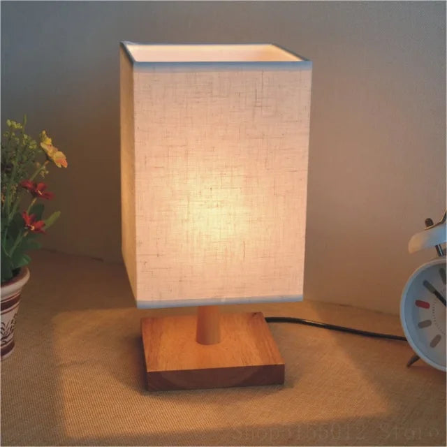 WoodBeam -  Moderne Holztischlampe