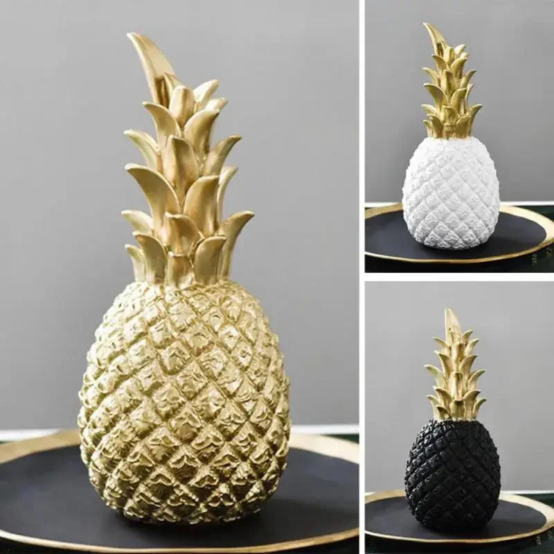 LumiPine - gold ananas home decor