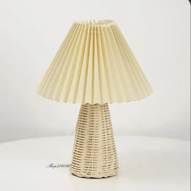 TimelessGlow - Vintage Klappbare Tischlampe