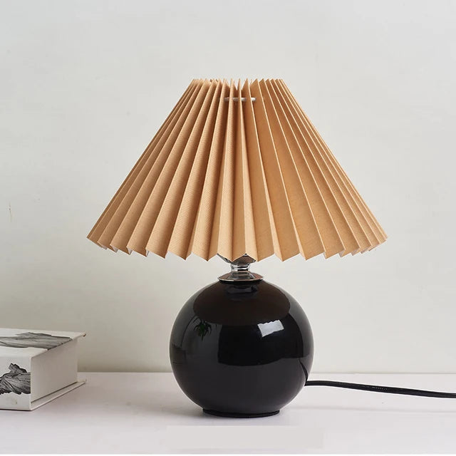 Antique Pleated - Vintage Tischlampe mit Plissee