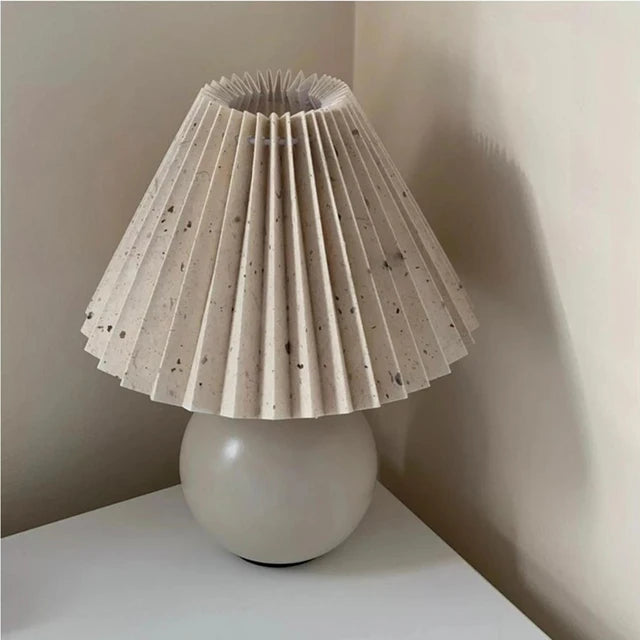Antique Pleated - Vintage Tischlampe mit Plissee