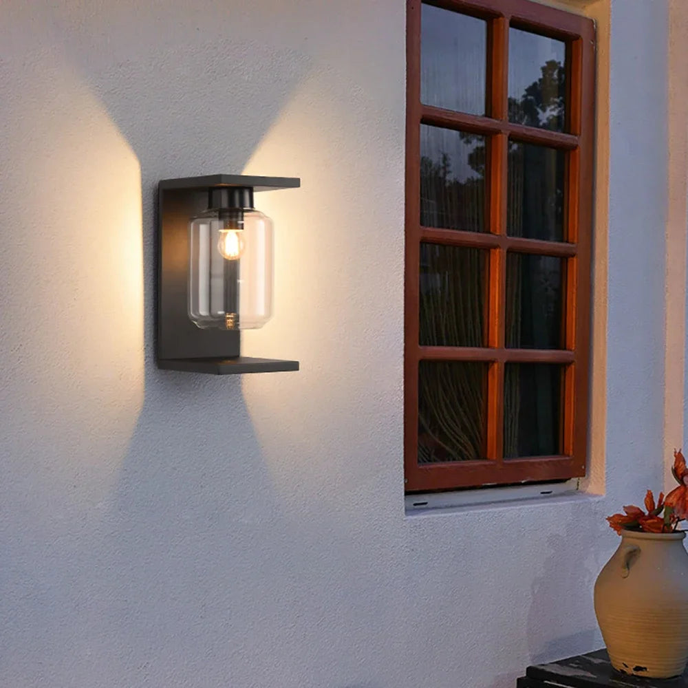 TimelessGlow - Klassische solarbetriebene Edison-Wandleuchte